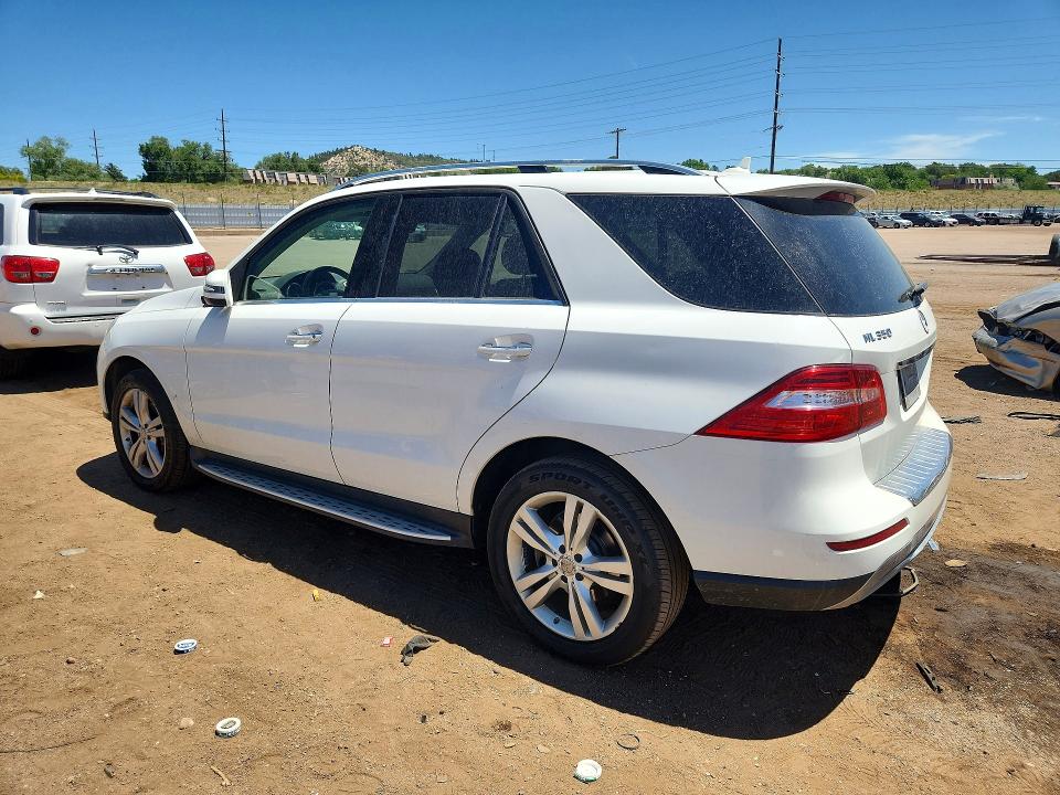 Photo 2 from auction – 2015 MERCEDES-BENZ ML with VIN 4JGDA5HB3FA495892