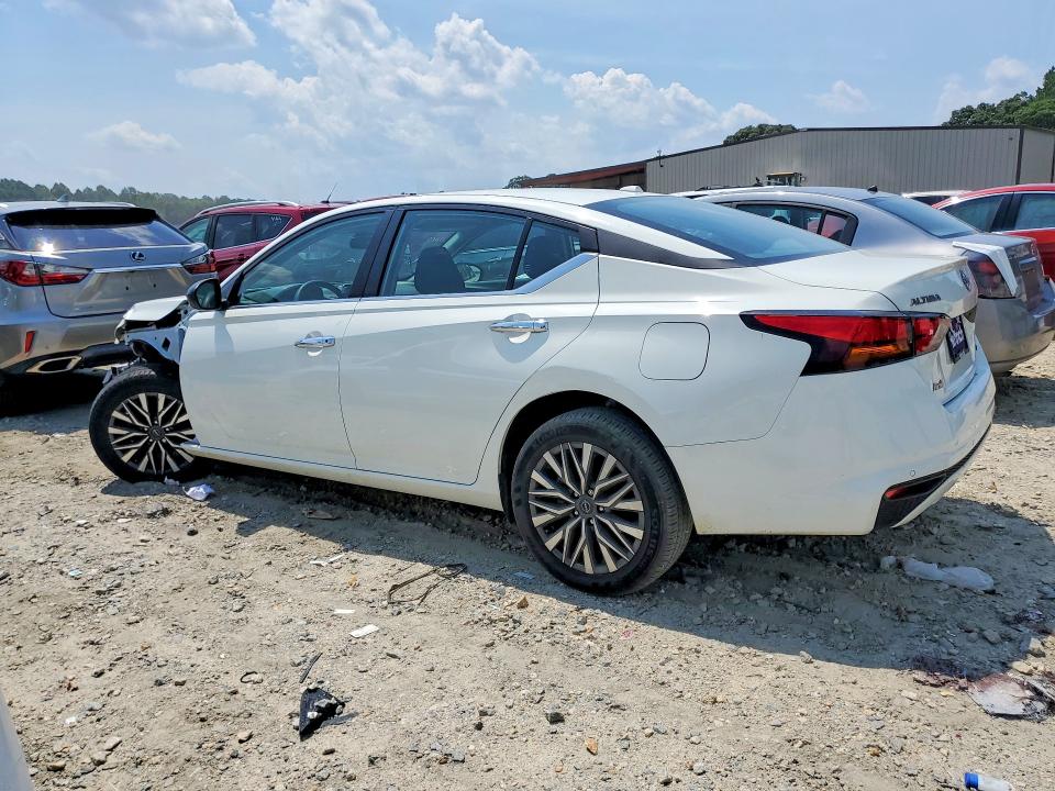Photo 2 from auction – 2025 NISSAN ALTIMA with VIN 1N4BL4DW2SN331275