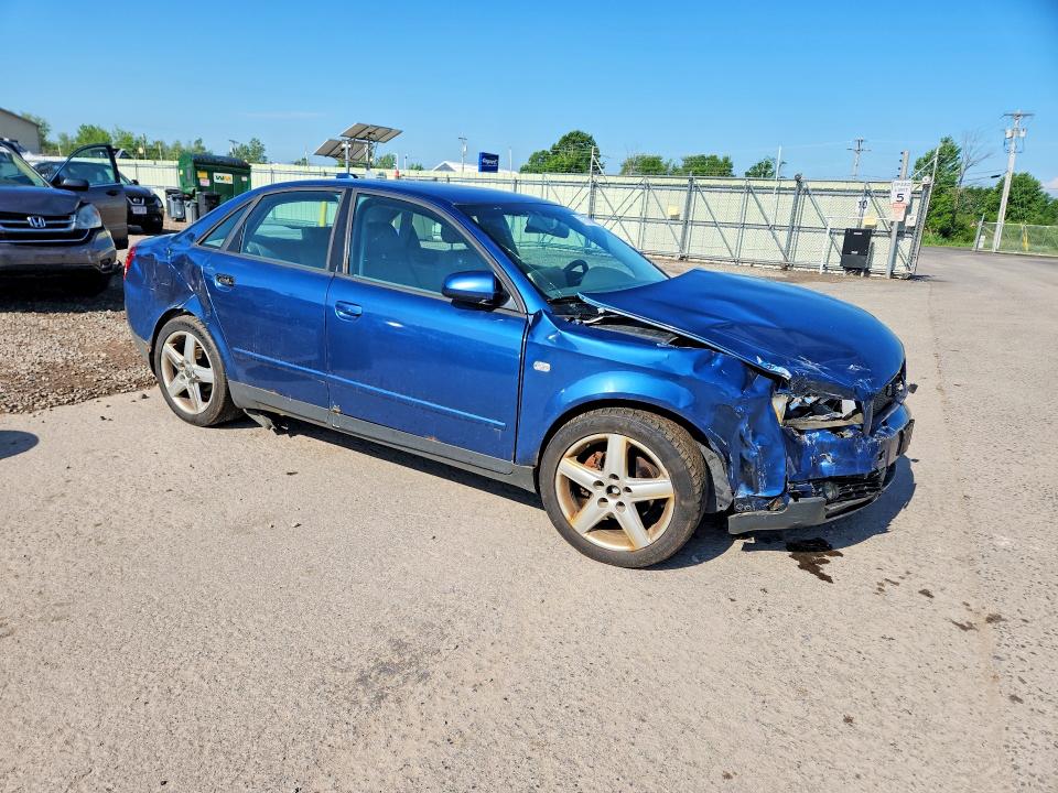 Снимка 4 от търг – 2004 AUDI A4 с VIN WAULC68E04A117131