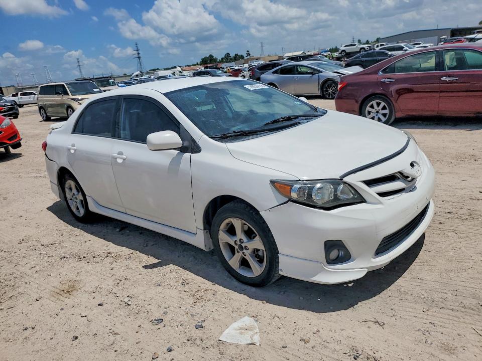 Photo 4 from auction – 2011 TOYOTA COROLLA with VIN 2T1BU4EE8BC680327