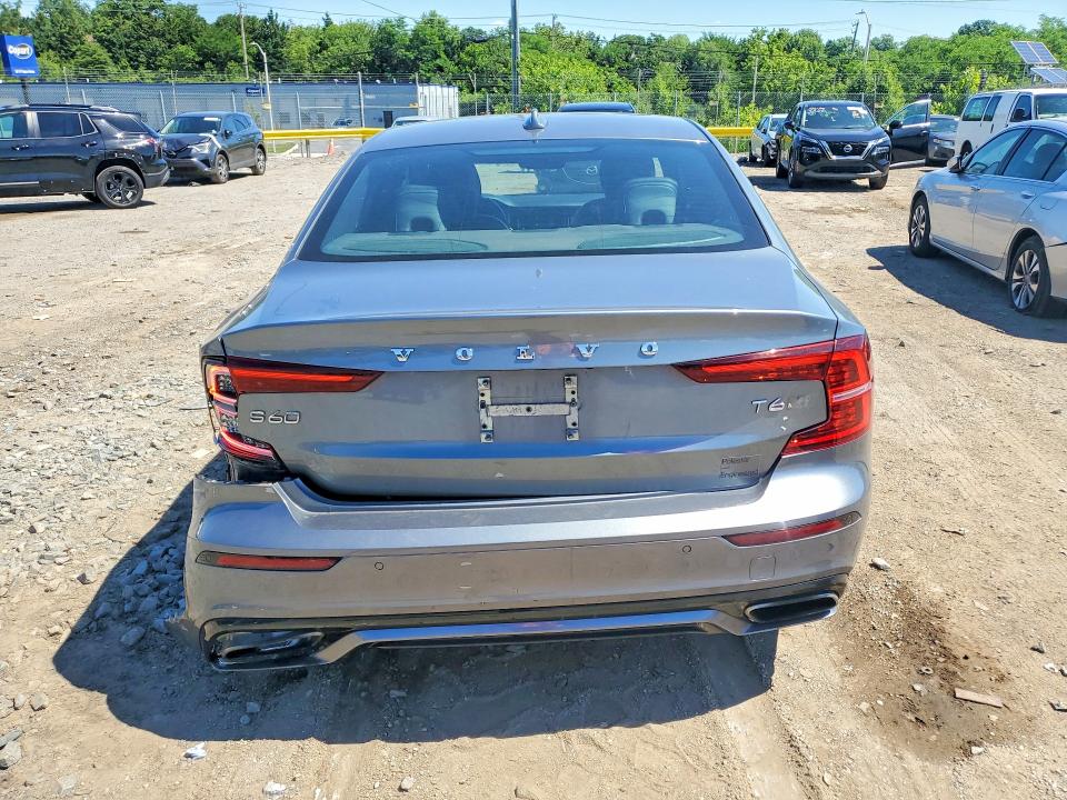 Photo 6 from auction – 2019 VOLVO S60 with VIN 7JRA22TM1KG018012