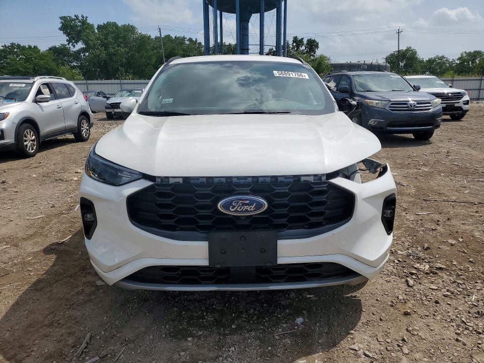Photo 5 from auction – 2023 FORD ESCAPE with VIN 1FMCU9NA0PUA14437