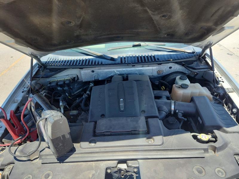 Photo 12 from auction – 2013 LINCOLN NAVIGATOR with VIN 5LMJJ2H51DEL06901