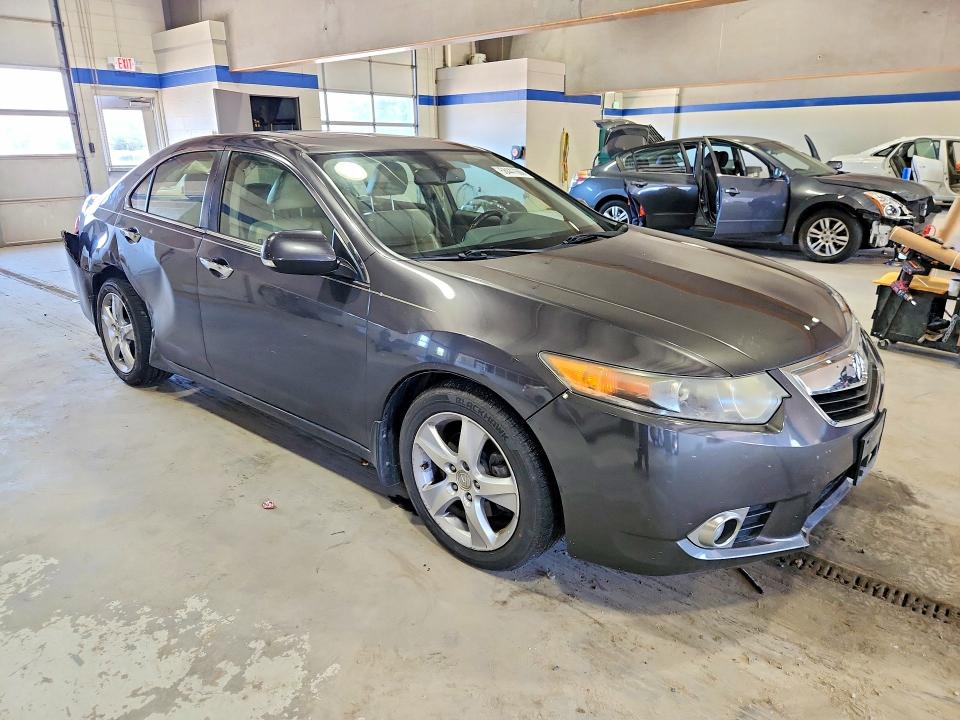 Photo 4 from auction – 2014 ACURA TSX with VIN JH4CU2F6XEC005204