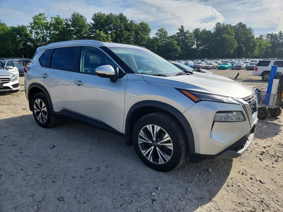 Photo 4 from auction – 2022 NISSAN ROGUE with VIN 5N1BT3BBXNC711979