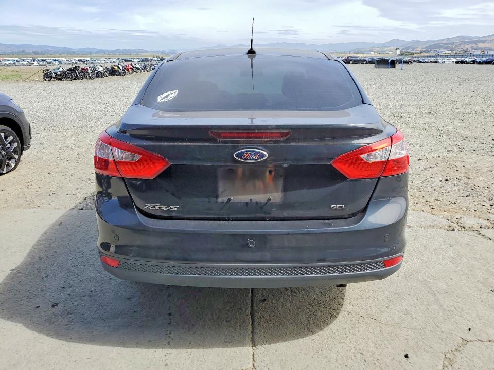 Zdjęcie 6 z aukcji – 2012 FORD FOCUS z VIN 1FAHP3H22CL131283