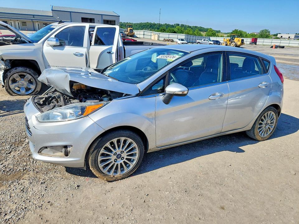 FORD FIESTA 2015 with VIN 3FADP4FJ2FM120673 - Photo from auction