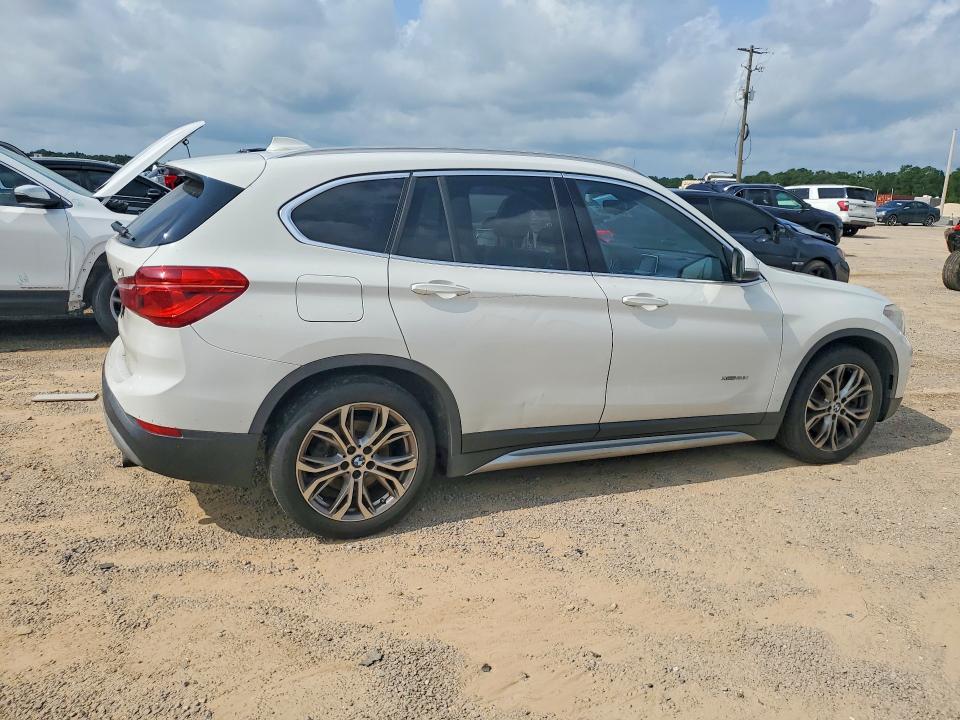 Photo 3 from auction – 2016 BMW X1 with VIN WBXHT3C37GP881723