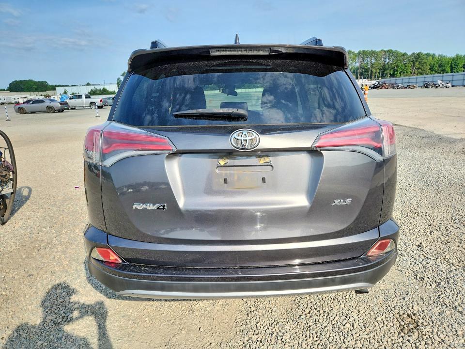 Photo 6 from auction – 2017 TOYOTA RAV4 with VIN JTMWFREV5HJ701706