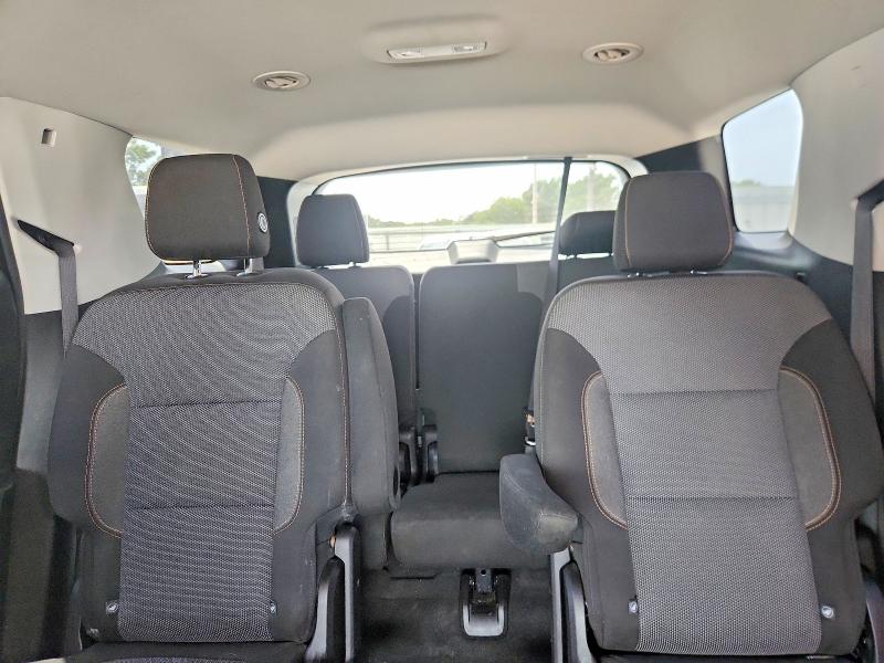 Photo 10 from auction – 2018 CHEVROLET TRAVERSE with VIN 1GNERGKW8JJ127877