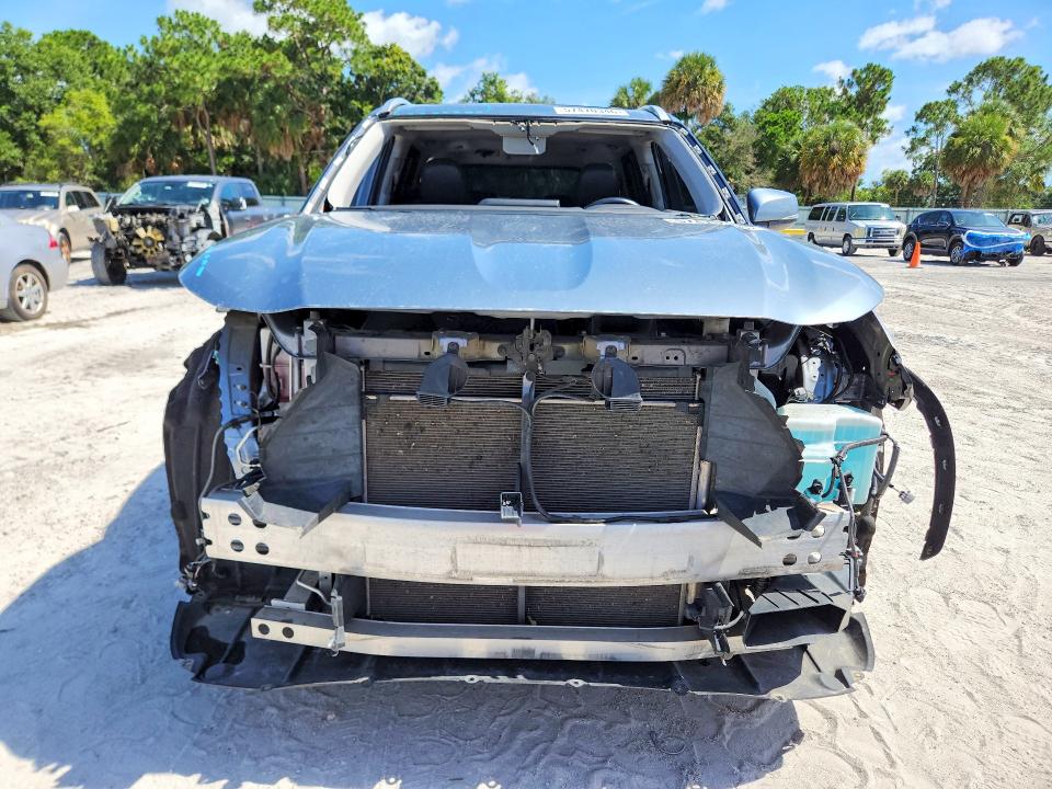 Photo 5 from auction – 2022 TOYOTA HIGHLANDER with VIN 5TDGZRBH2NS179030