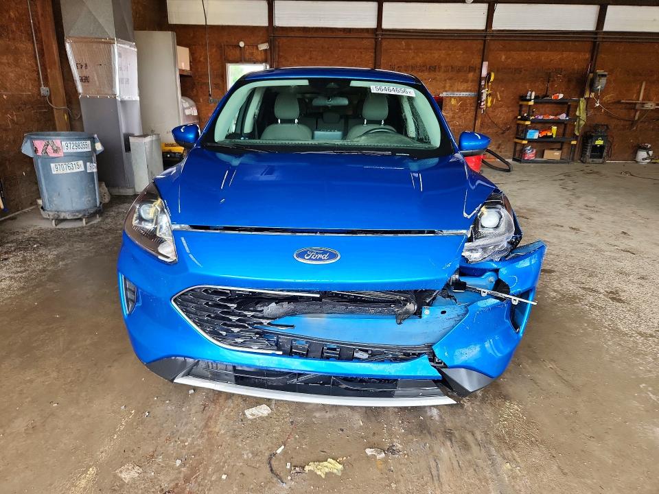 Photo 5 from auction – 2021 FORD ESCAPE with VIN 1FMCU9G60MUA00185