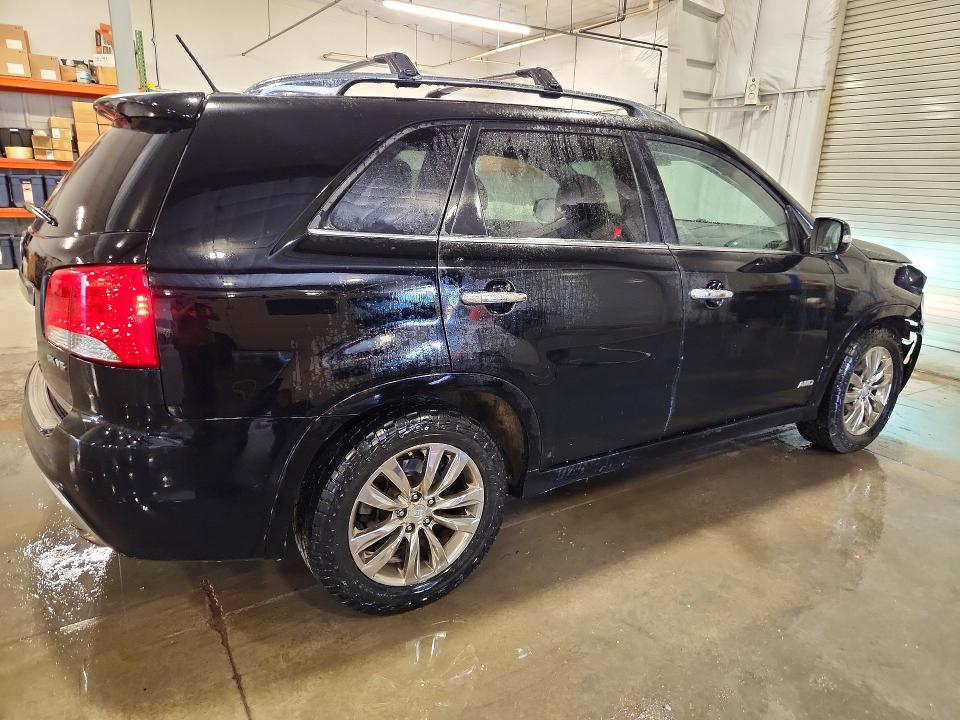 Photo 3 from auction – 2012 KIA SORENTO with VIN 5XYKWDA24CG221095