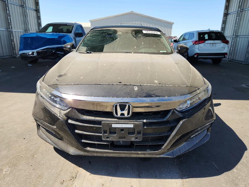 Photo 5 from auction – 2018 HONDA ACCORD with VIN 1HGCV1F32JA148508