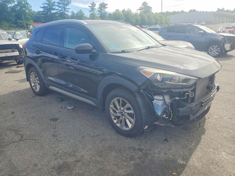 Снимка 4 от търг – 2017 HYUNDAI TUCSON с VIN KM8J3CA41HU260356