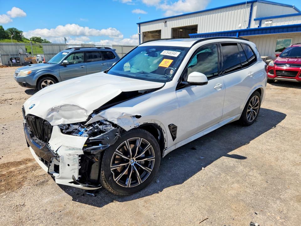 BMW X5 2025 with VIN 5UX23EU09S9Z01047 - Photo from auction