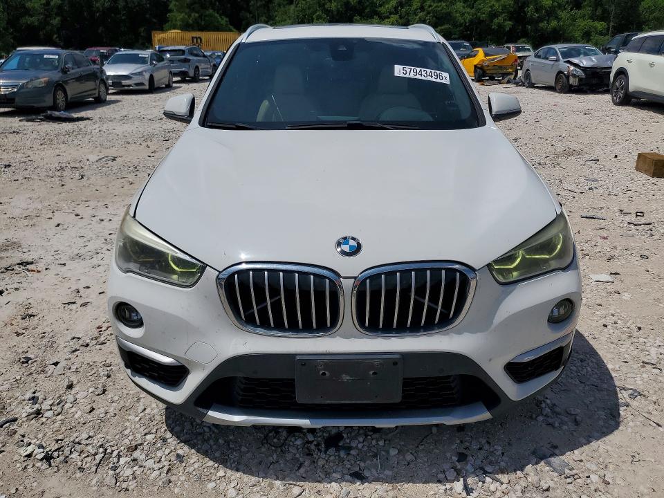 Zdjęcie 5 z aukcji – 2017 BMW X1 z VIN WBXHU7C31H5H35483