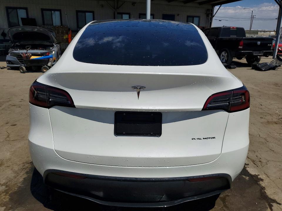 Photo 6 from auction – 2024 TESLA MODEL Y with VIN 7SAYGDEE5RF081637