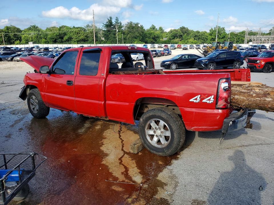 Photo 2 from auction – 2004 CHEVROLET SILVERADO with VIN 1GCEK19T24E287174