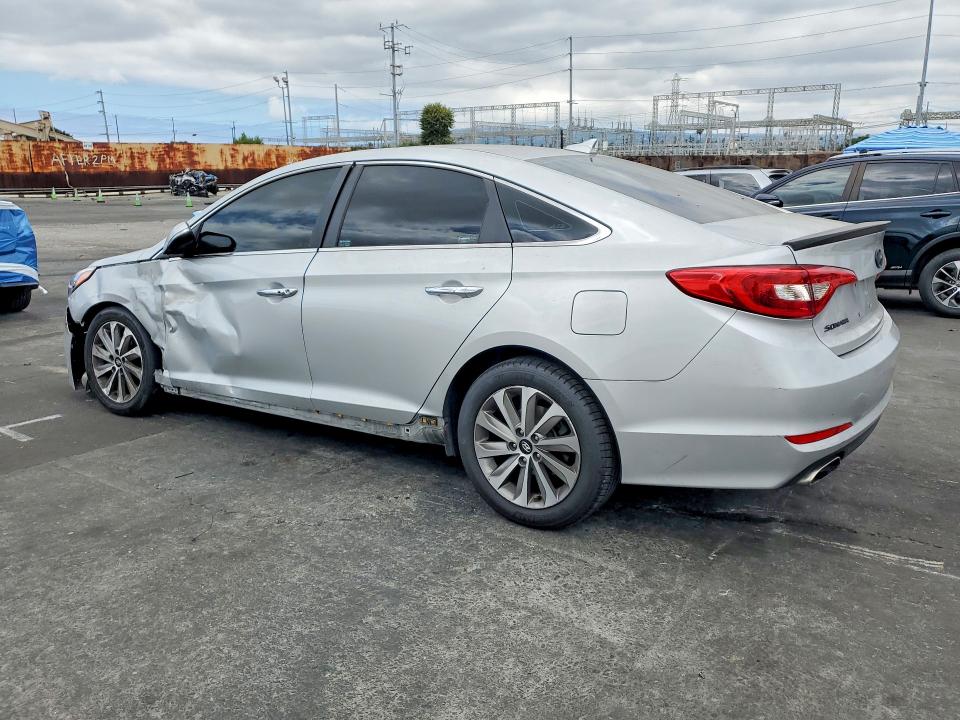 Photo 2 from auction – 2015 HYUNDAI SONATA with VIN 5NPE34AF2FH055231