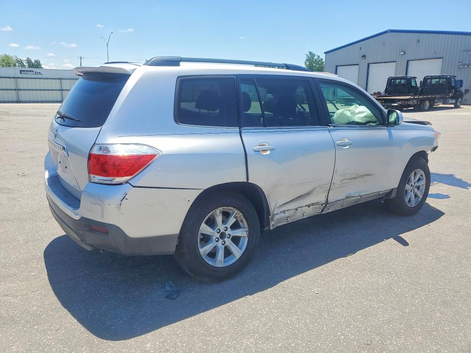 Photo 3 from auction – 2013 TOYOTA HIGHLANDER with VIN 5TDZA3EH3DS033260