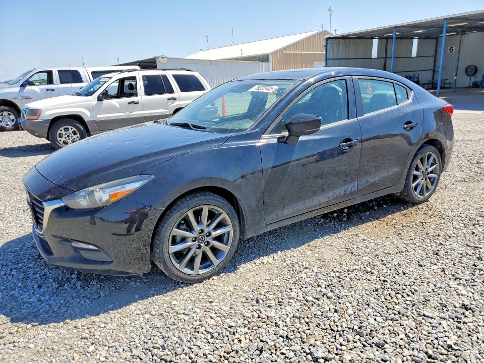 MAZDA 3 2018 with VIN 3MZBN1V39JM195918 - Photo from auction