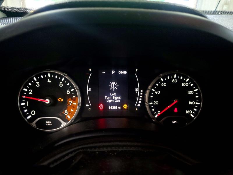Zdjęcie 9 z aukcji – 2016 JEEP RENEGADE z VIN ZACCJBBT1GPC89195