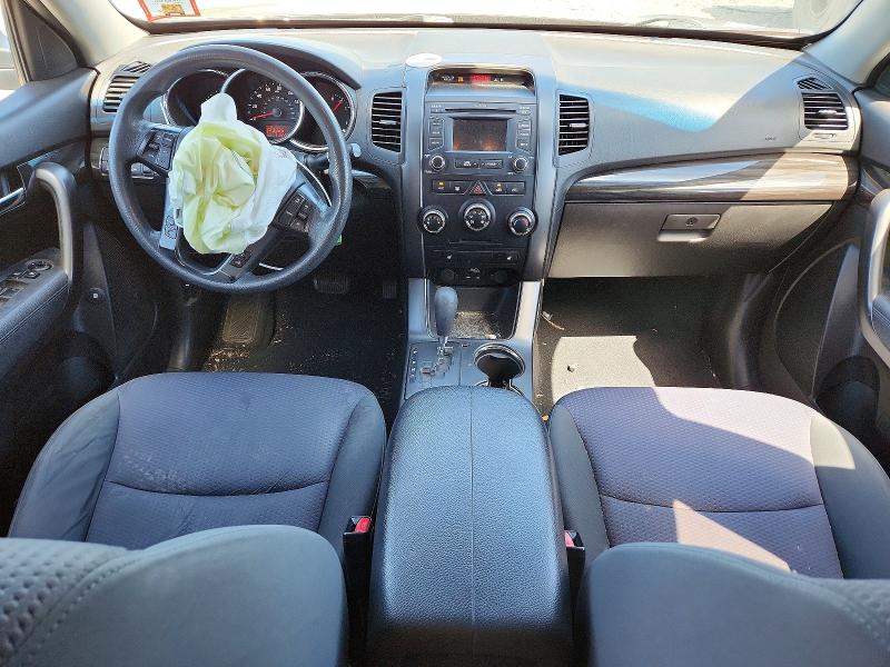 Photo 8 from auction – 2013 KIA SORENTO with VIN 5XYKTDA20DG316697