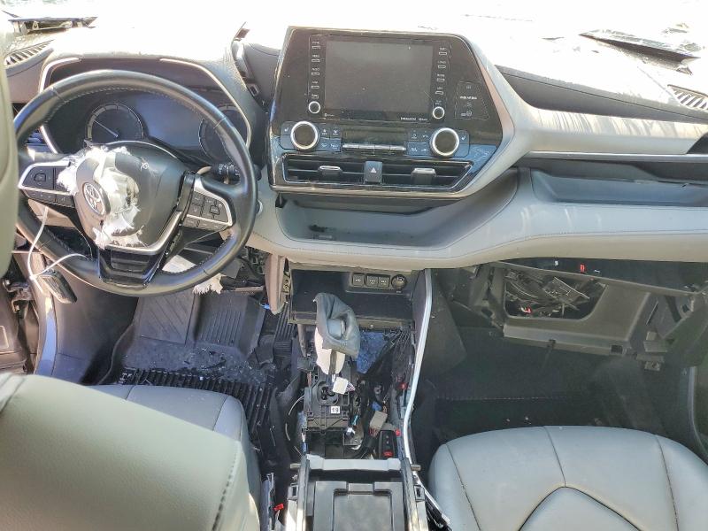 Photo 8 from auction – 2021 TOYOTA HIGHLANDER with VIN 5TDHZRBH2MS065189