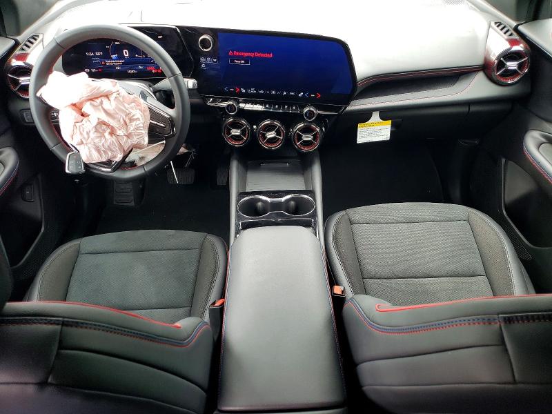Photo 8 from auction – 2024 CHEVROLET BLAZER with VIN 3GNKDCRJ5RS254228
