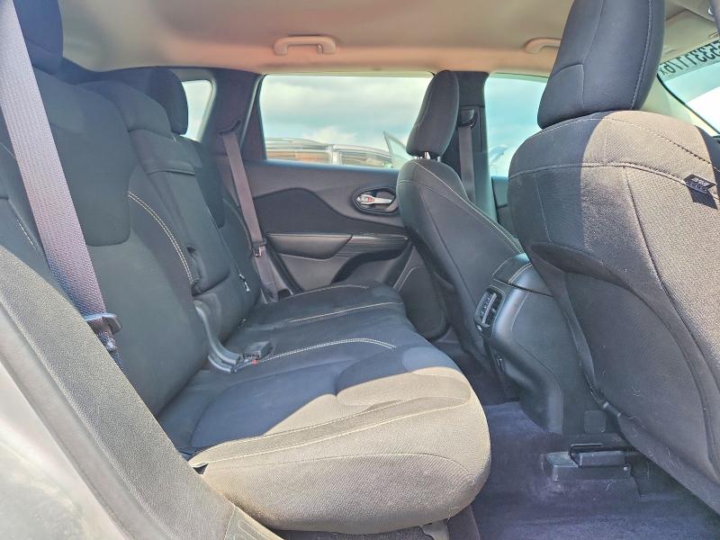 Снимка 11 от търг – 2016 JEEP CHEROKEE с VIN 1C4PJMCB3GW316340