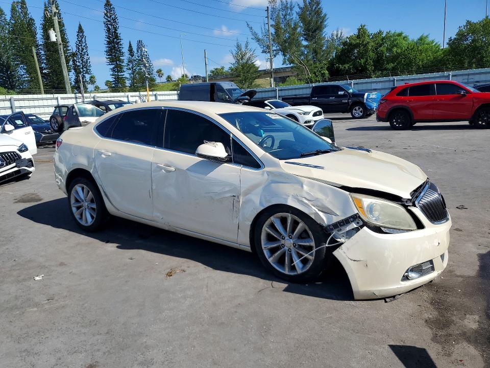 Photo 4 from auction – 2015 BUICK VERANO with VIN 1G4PR5SK3F4193094