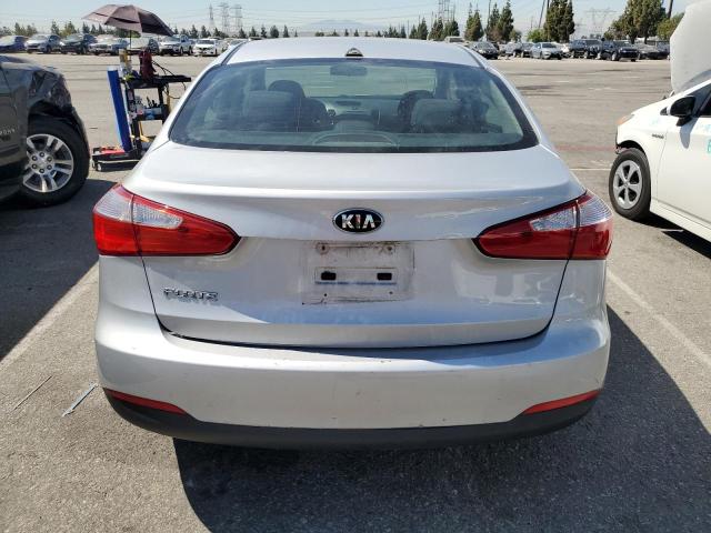 Photo 6 from auction – 2015 KIA FORTE LX with VIN KNAFX4A60F5374956