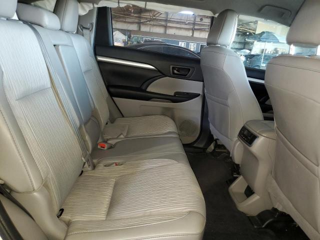 Photo 11 from auction – 2019 TOYOTA HIGHLANDER with VIN 5TDZZRFH6KS364907