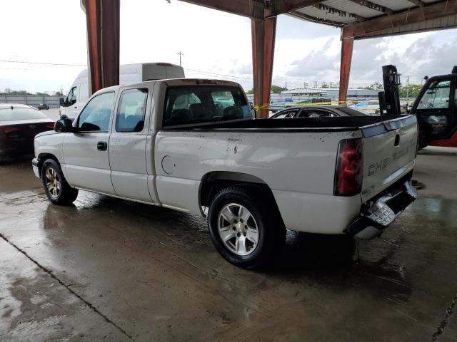 Photo 2 from auction – 2005 CHEVROLET SILVERADO with VIN 2GCEC19T451324757