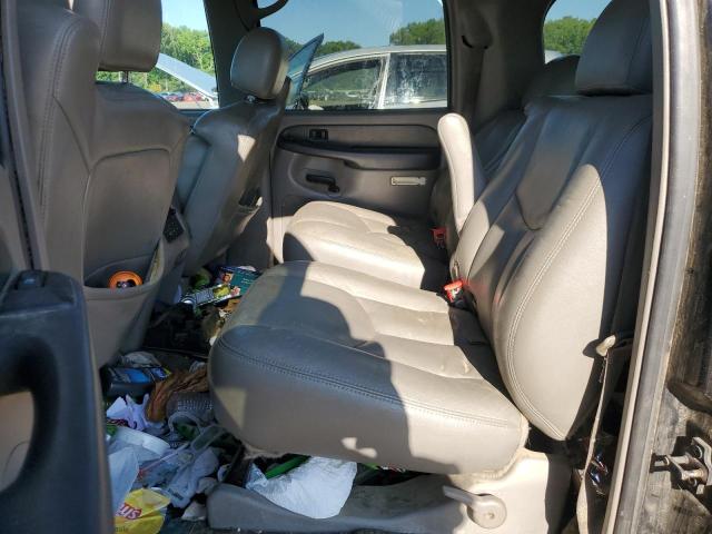 Photo 10 from auction – 2003 CHEVROLET SUBURBAN K with VIN 3GNFK16Z93G186385