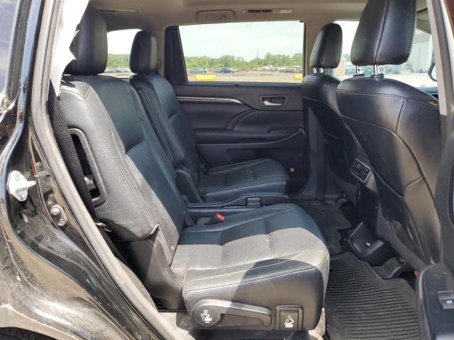 Photo 11 from auction – 2016 TOYOTA HIGHLANDER with VIN 5TDDKRFH0GS327938