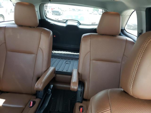 Photo 10 from auction – 2018 TOYOTA HIGHLANDER with VIN 5TDDZRFH9JS492258