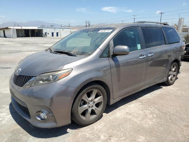 TOYOTA SIENNA SE 2017 with VIN 5TDXZ3DC8HS789050 - Photo from auction