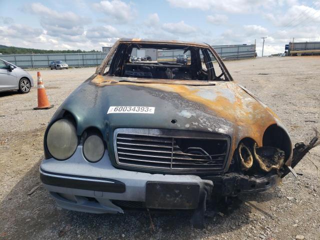 Photo 5 from auction – 2001 MERCEDES-BENZ E 320 with VIN WDBJF65J51B314898