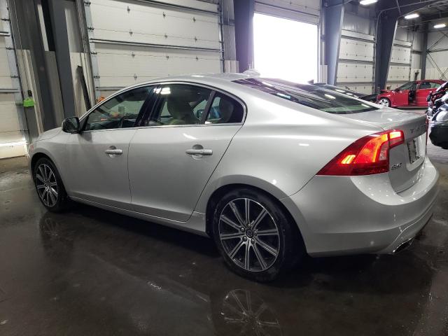 Photo 2 from auction – 2016 VOLVO S60 PLATIN with VIN YV149MFM4G2405537