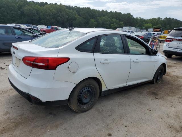 Photo 3 from auction – 2017 FORD FOCUS S with VIN 1FADP3E2XHL203812