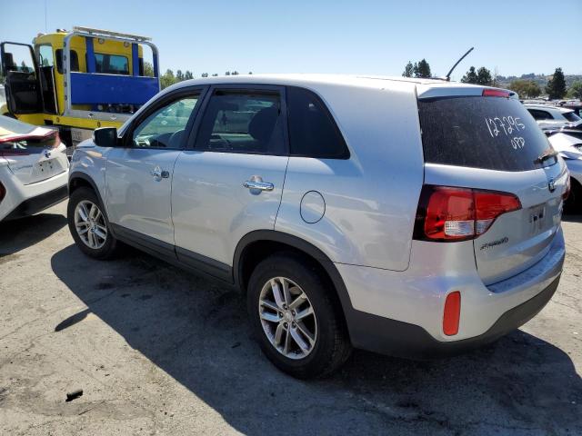 Photo 2 from auction – 2015 KIA SORENTO LX with VIN 5XYKT3A69FG618800