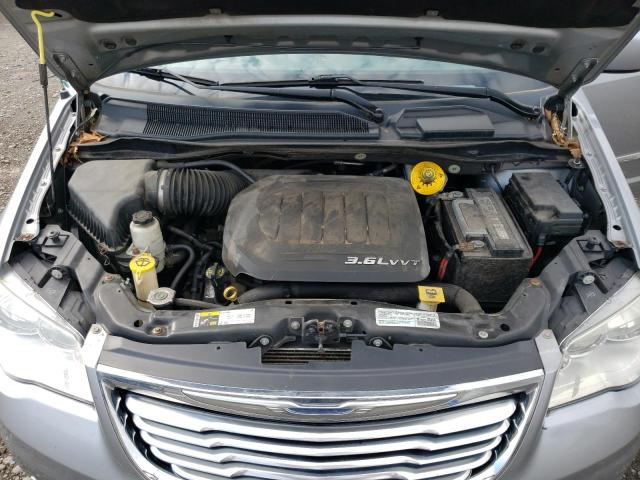 Photo 12 from auction – 2014 CHRYSLER TOWN & COU with VIN 2C4RC1BG1ER423049