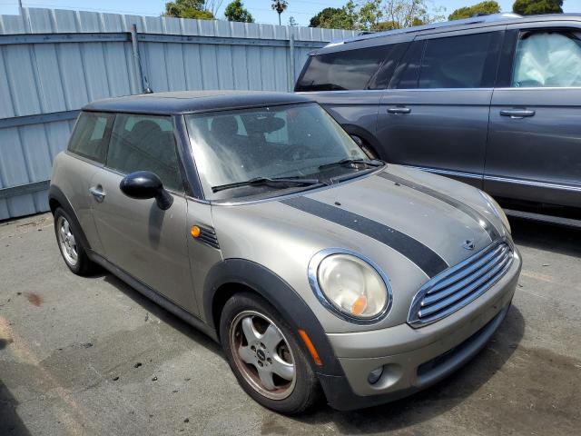 Photo 4 from auction – 2008 MINI COOPER with VIN WMWMF33548TT63028