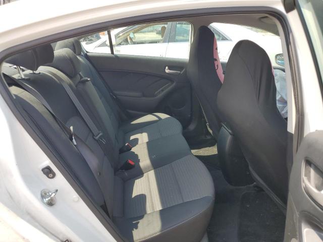 Photo 10 from auction – 2018 KIA FORTE LX with VIN 3KPFL4A73JE233903