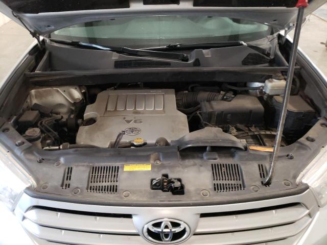 Photo 12 from auction – 2012 TOYOTA HIGHLANDER with VIN 5TDBK3EH8CS111190