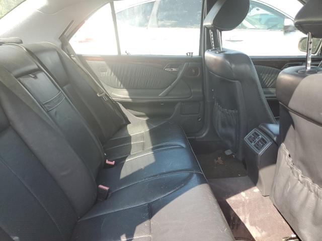 Photo 10 from auction – 2001 MERCEDES-BENZ E-320 with VIN WDBJF65J21B202396