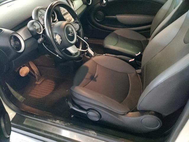 Снимка 7 от търг – 2010 MINI COOPER с VIN WMWMR3C50ATU97693