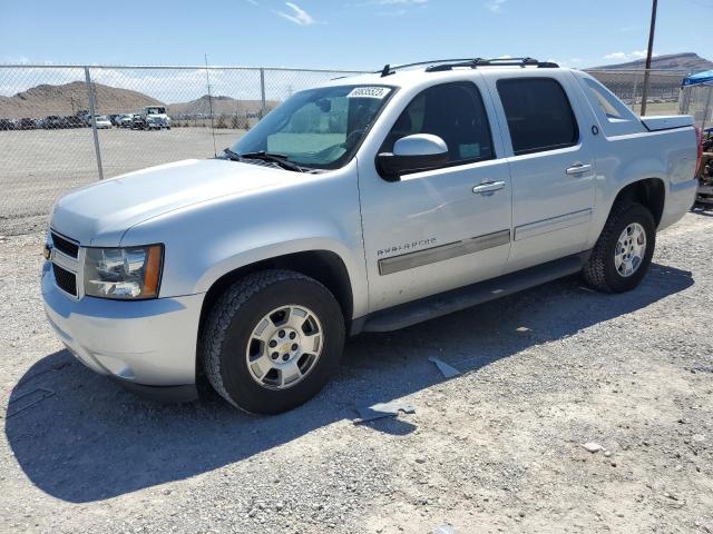 CHEVROLET AVALANCHE 2013 with VIN 3GNTKEE77DG133504 - Photo from auction